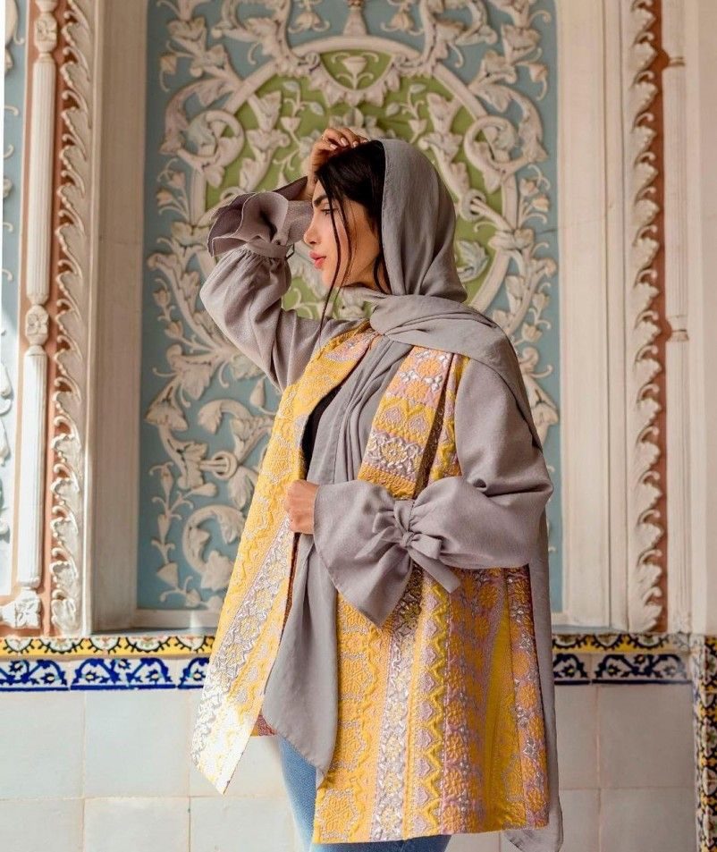 جذاب ترین رنگ روشن مانتو مجلسی