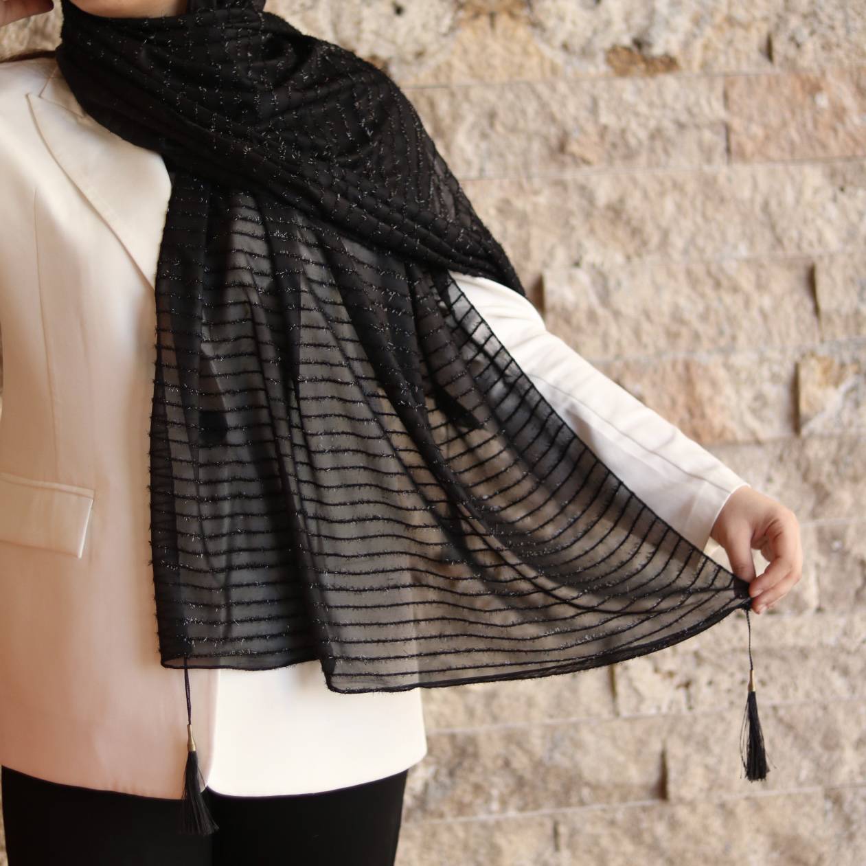 10 نکته مهم که قبل از خرید روسری زنانه باید رعایت کرد | گالری مانتو میرداماد شاال و رورسری 5 قیمت انواع روسری