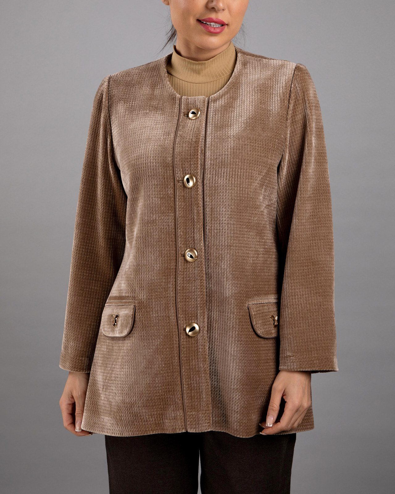 کت لمزور دکمه طلایی کت لمزور دکمه طلایی