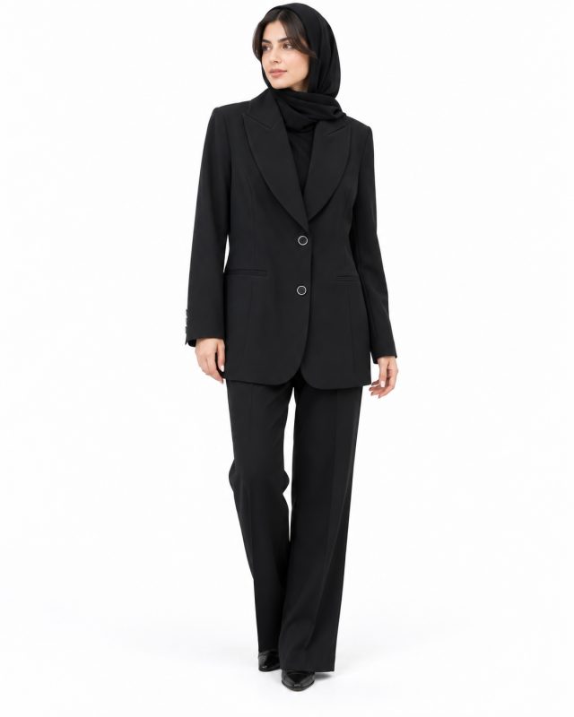 گالری مانتو میرداماد | مانتو Black Hijab Suit Lookbook Portrait